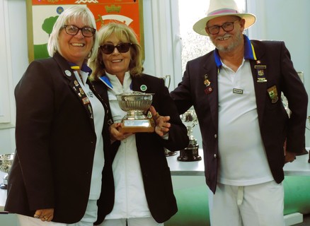 Ladies Championship Champion Linda Smith