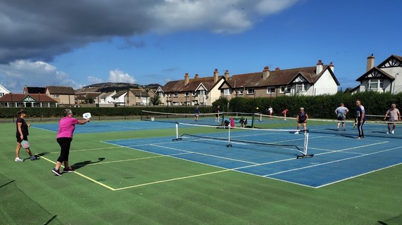 Pickleball CYD.